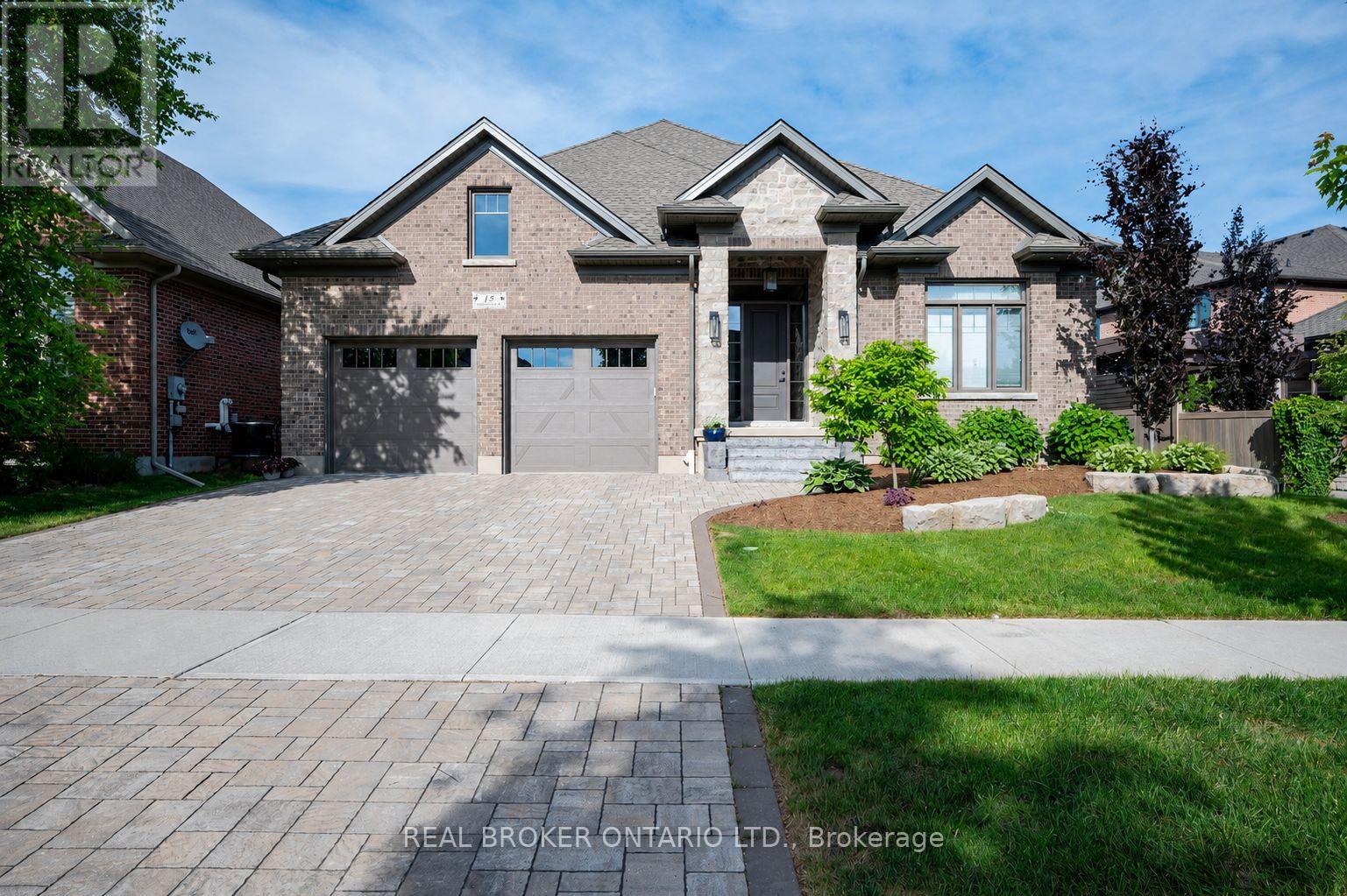 MLS® listing #29885680 for sale located at 15 LANGTON DRIVE