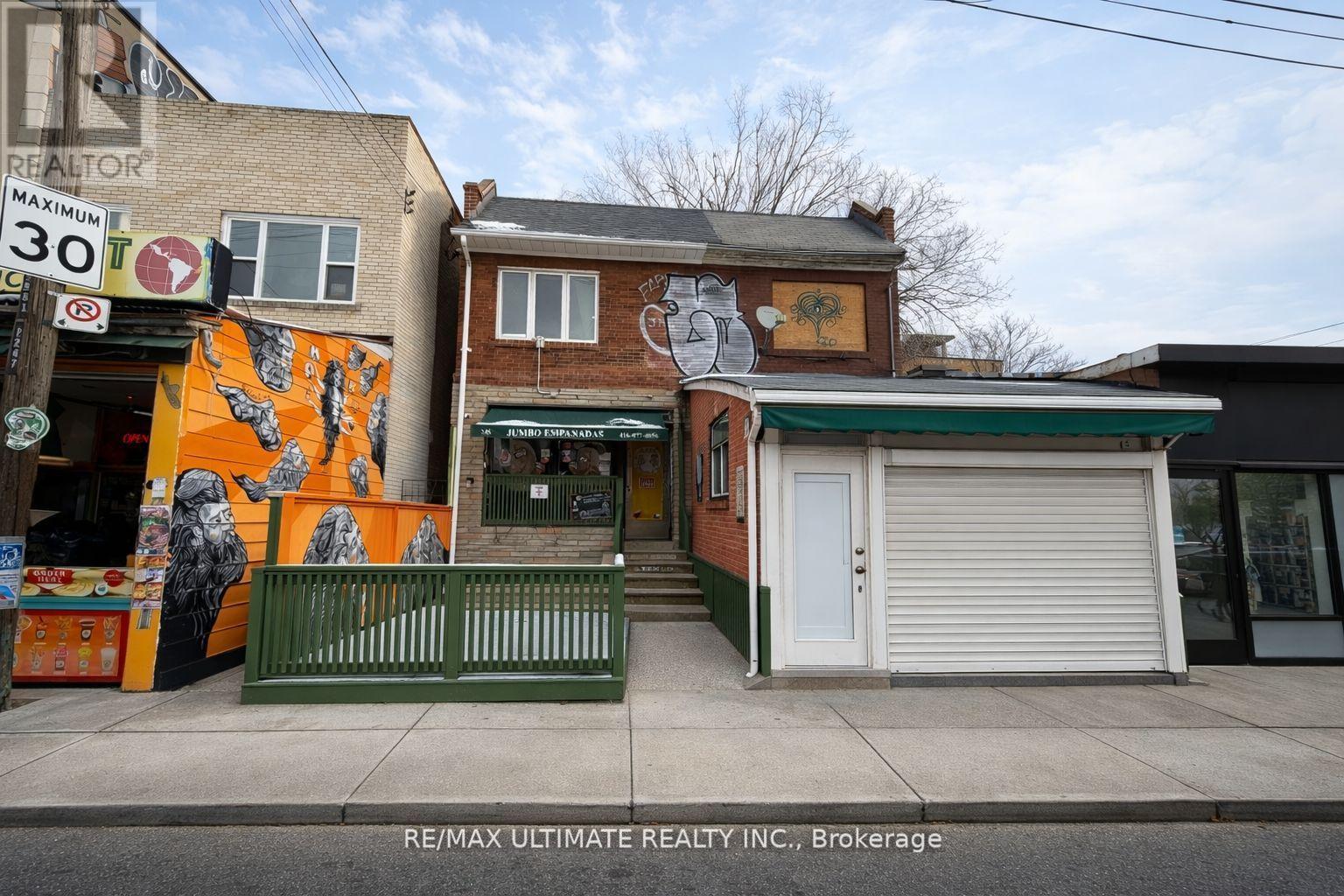 MLS® listing #29885943 for sale located at 245 AUGUSTA AVENUE
