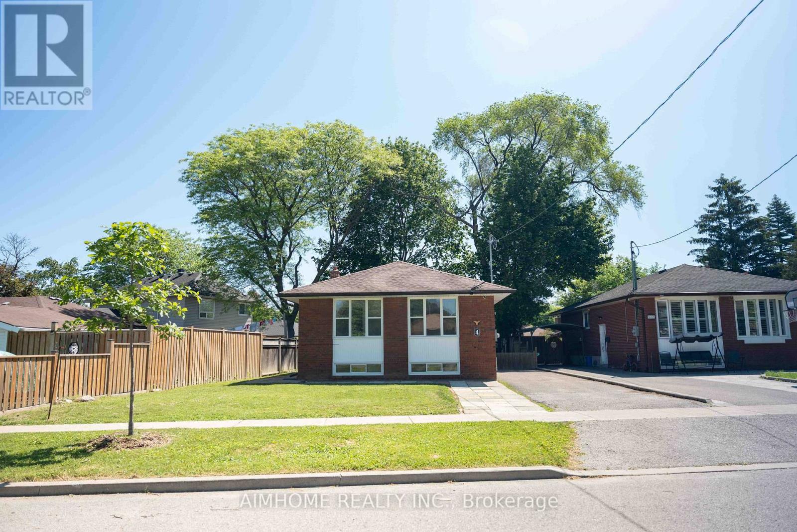 MLS® listing #29887153 for sale located at 4 PELMAR PLACE