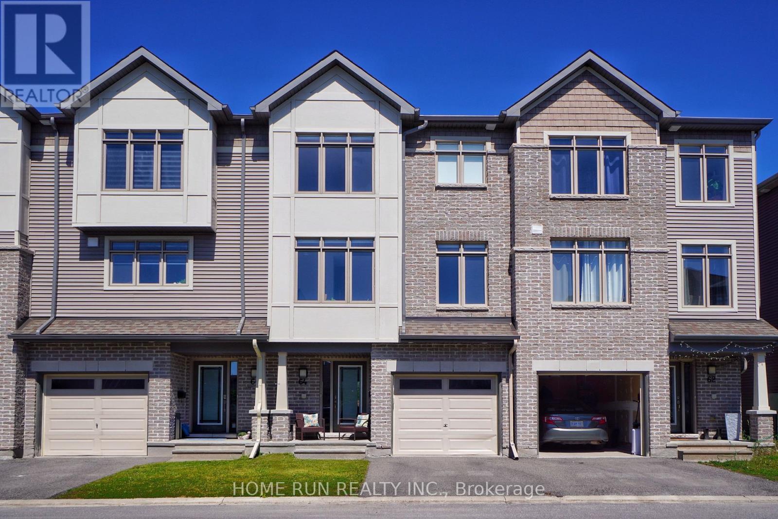 MLS® listing #29887177 for sale located at 64 BARN SWALLOW PRIVATE