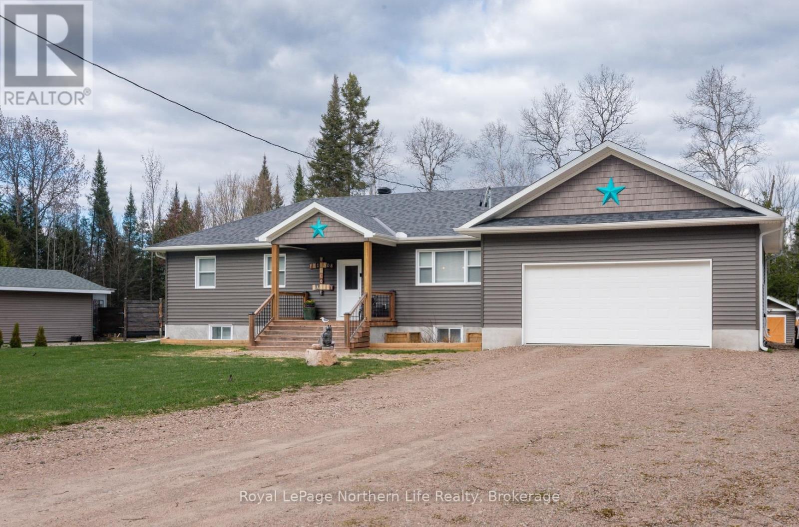 MLS® listing #29887886 for sale located at 106 RIVERSIDE DRIVE
