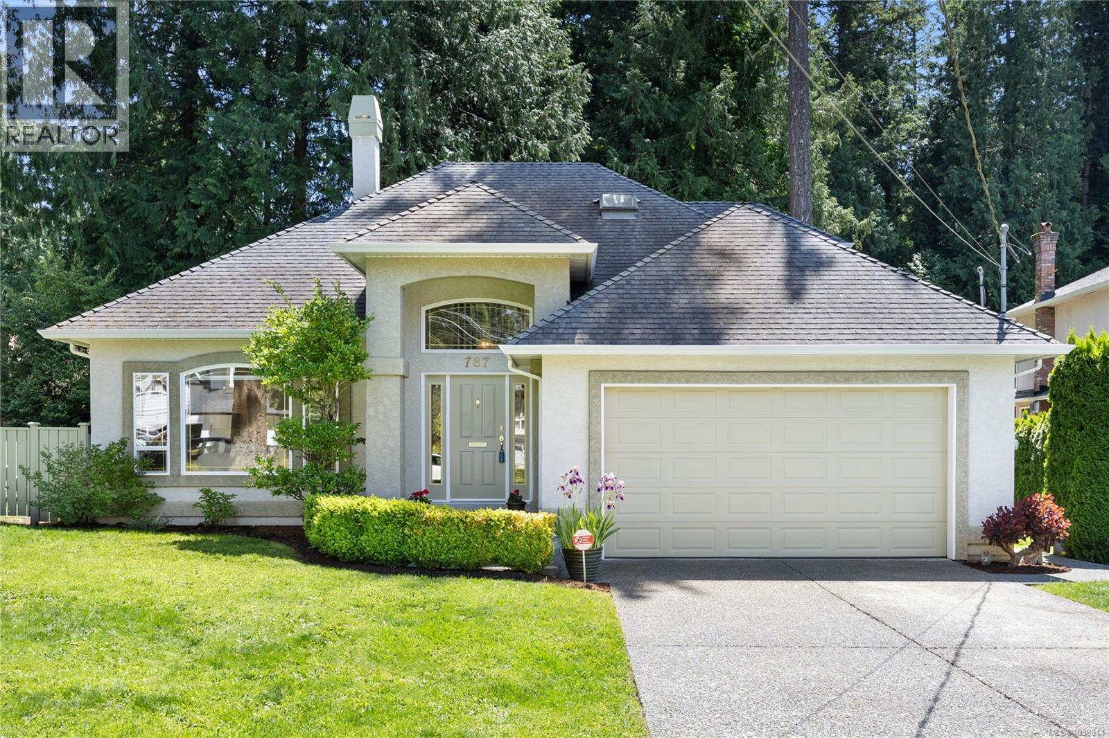 MLS® listing #29888531 for sale located at 787 Walema Ave