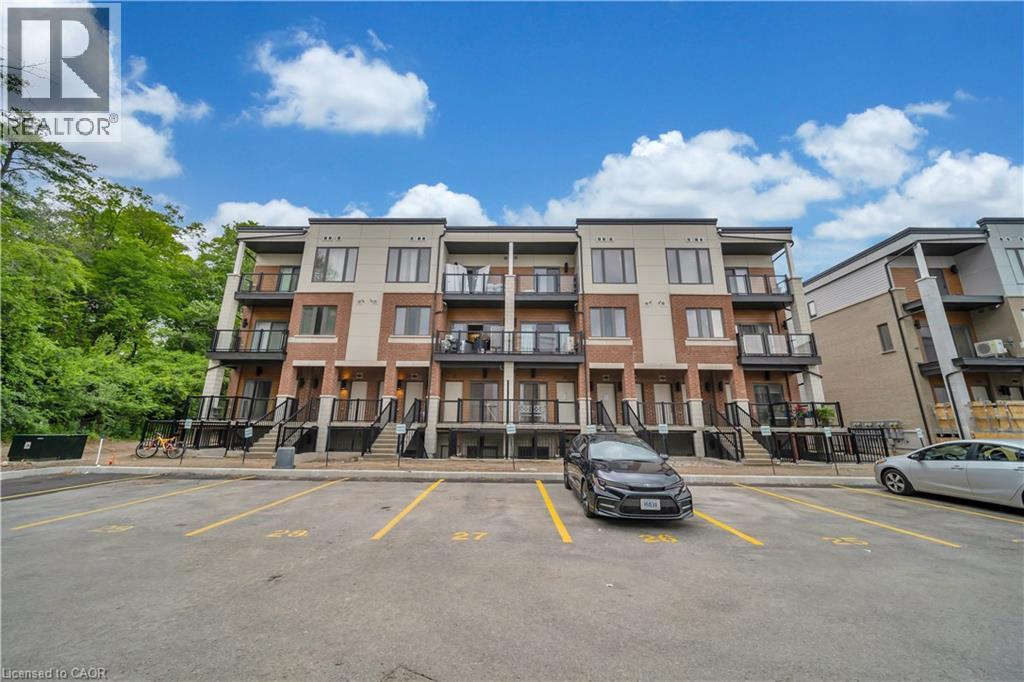 MLS® listing #29888536 for sale located at 25 ISHERWOOD Avenue Unit# B21