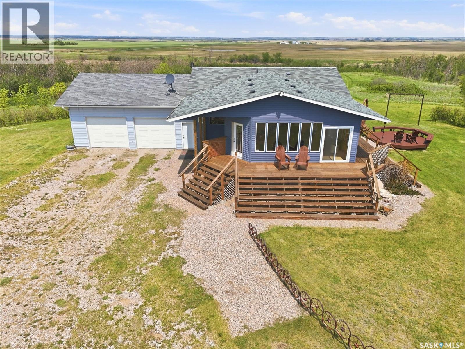 MLS® listing #29889161 for sale located at Medernach 80 Acres
