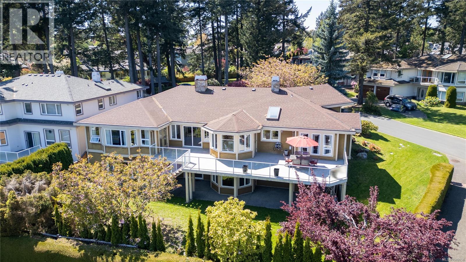 MLS® listing #29890524 for sale located at 4405 Moonlight Lane