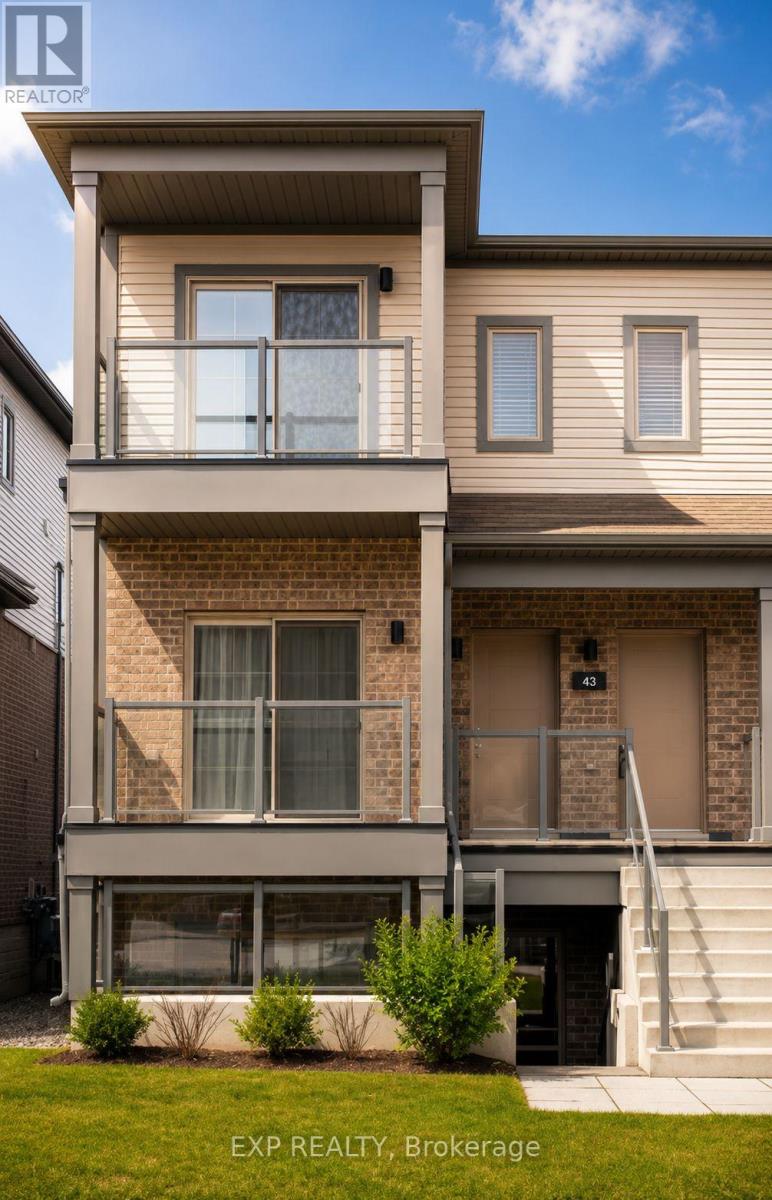 MLS® listing #29891154 for sale located at 40 - 205 WEST OAK TRAIL