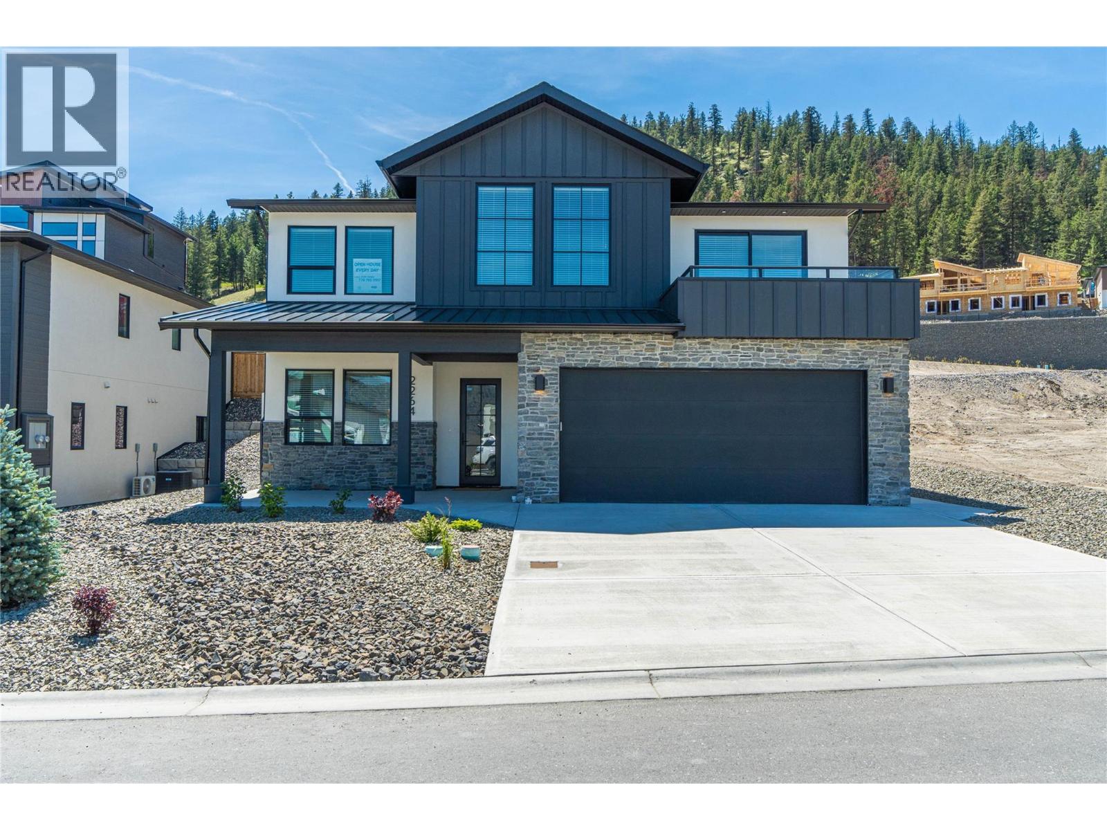 MLS® listing #29892570 for sale located at 2264 Coldwater Drive