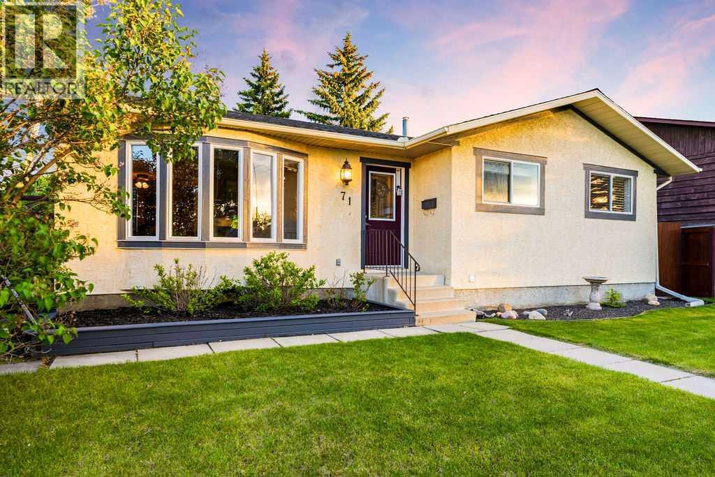 MLS® listing #29892594 for sale located at 71 Templeson Road NE