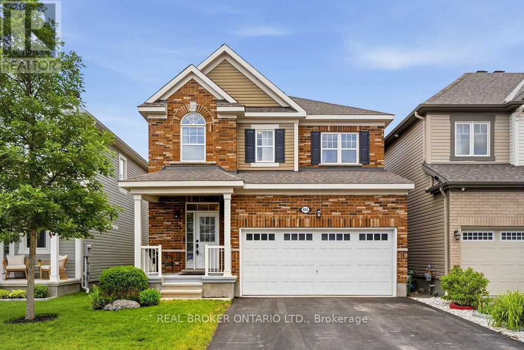 MLS® listing #29894134 for sale located at 984 SHIMMERTON CIRCLE