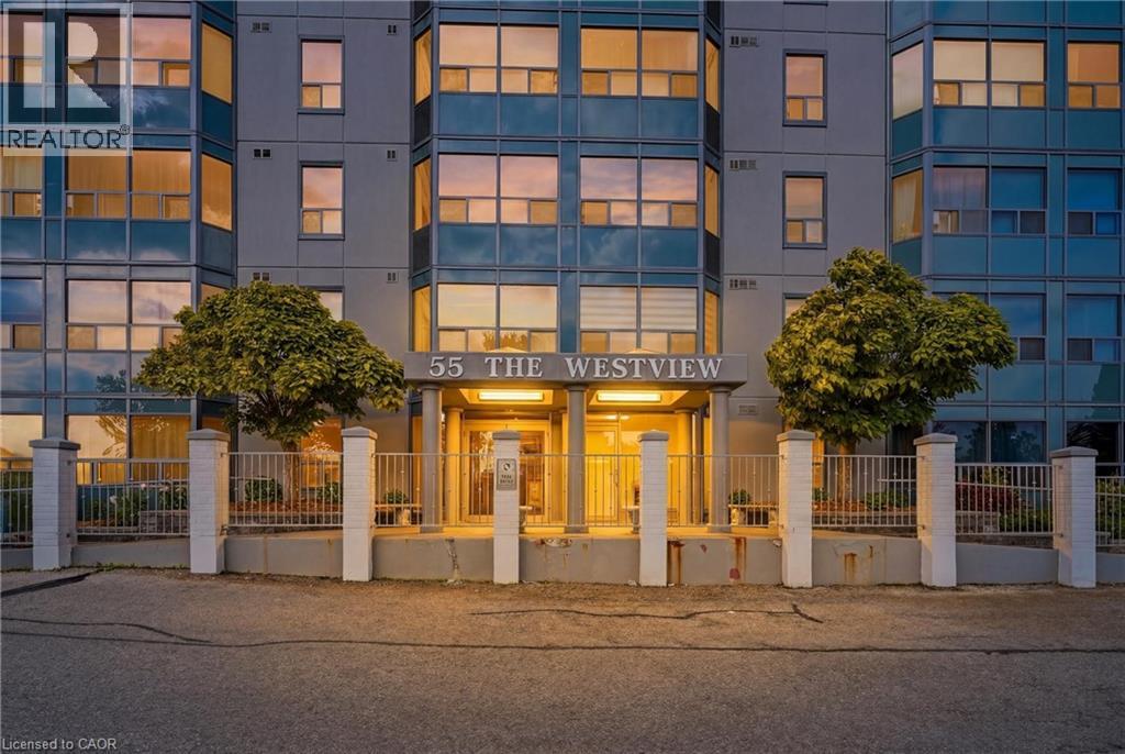 MLS® listing #29894790 for sale located at 55 GREEN VALLEY Drive Unit# 1012