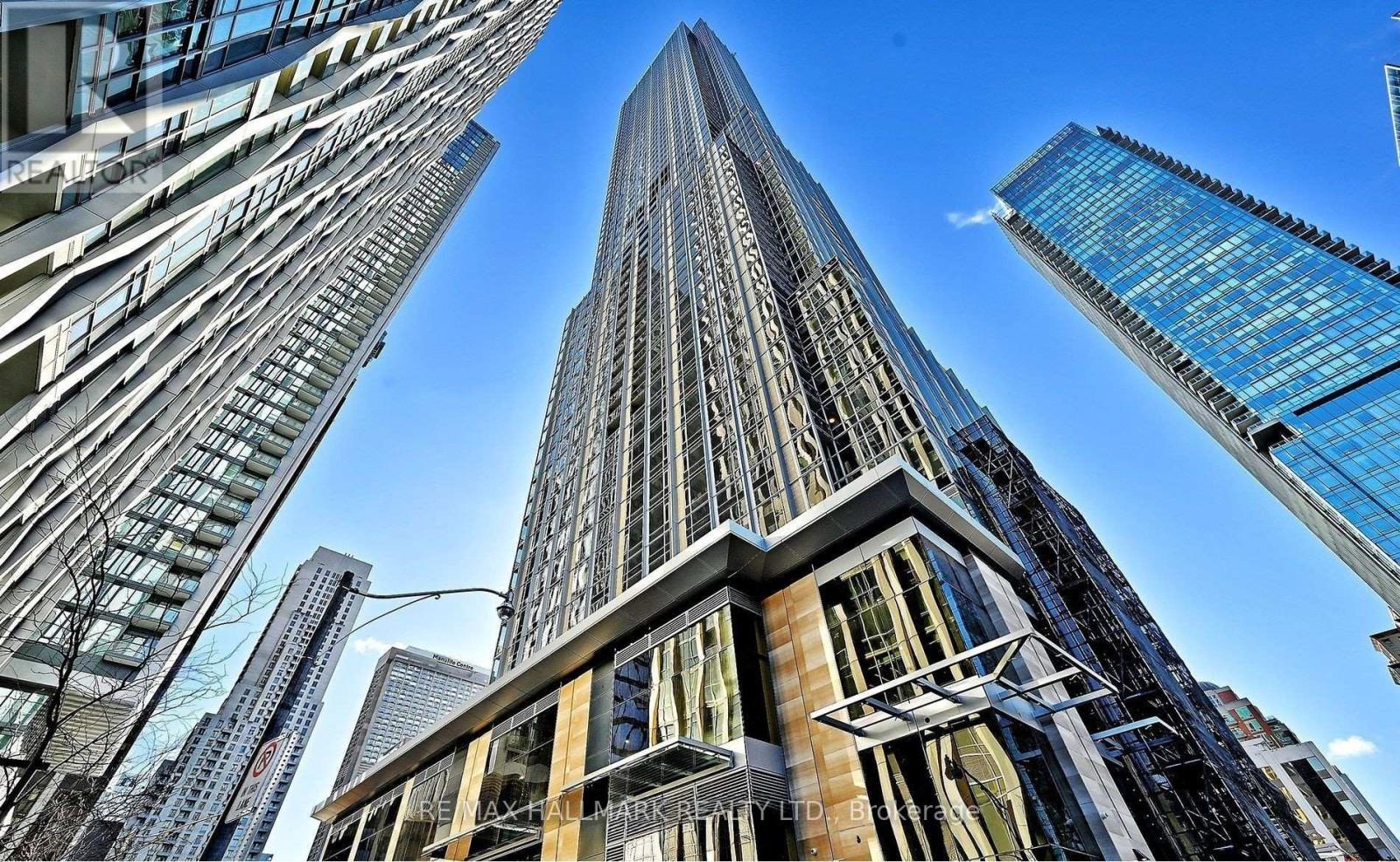 MLS® listing #29895290 for sale located at 3310 - 11 YORKVILLE AVENUE