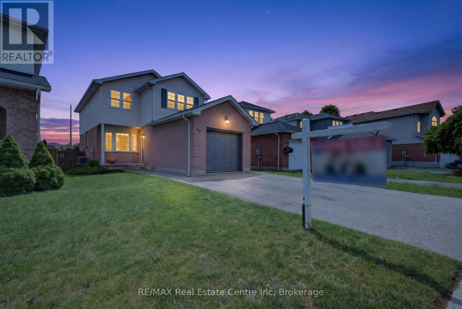 MLS® listing #29895773 for sale located at 47 MARISA STREET