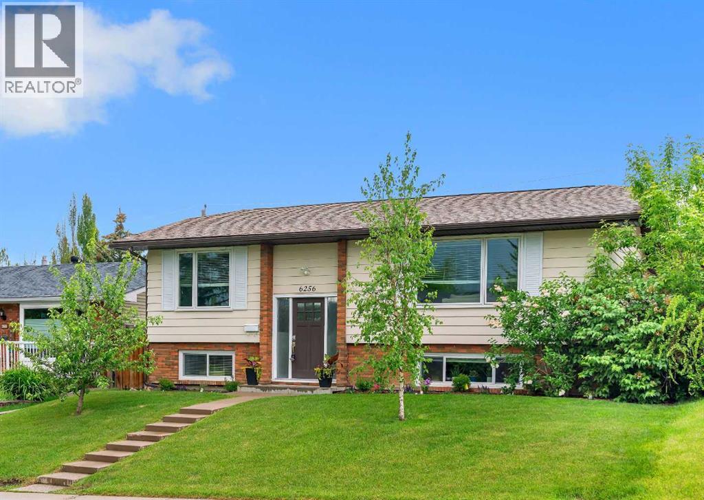 MLS® listing #29896596 for sale located at 6256 Silver Springs Hill NW