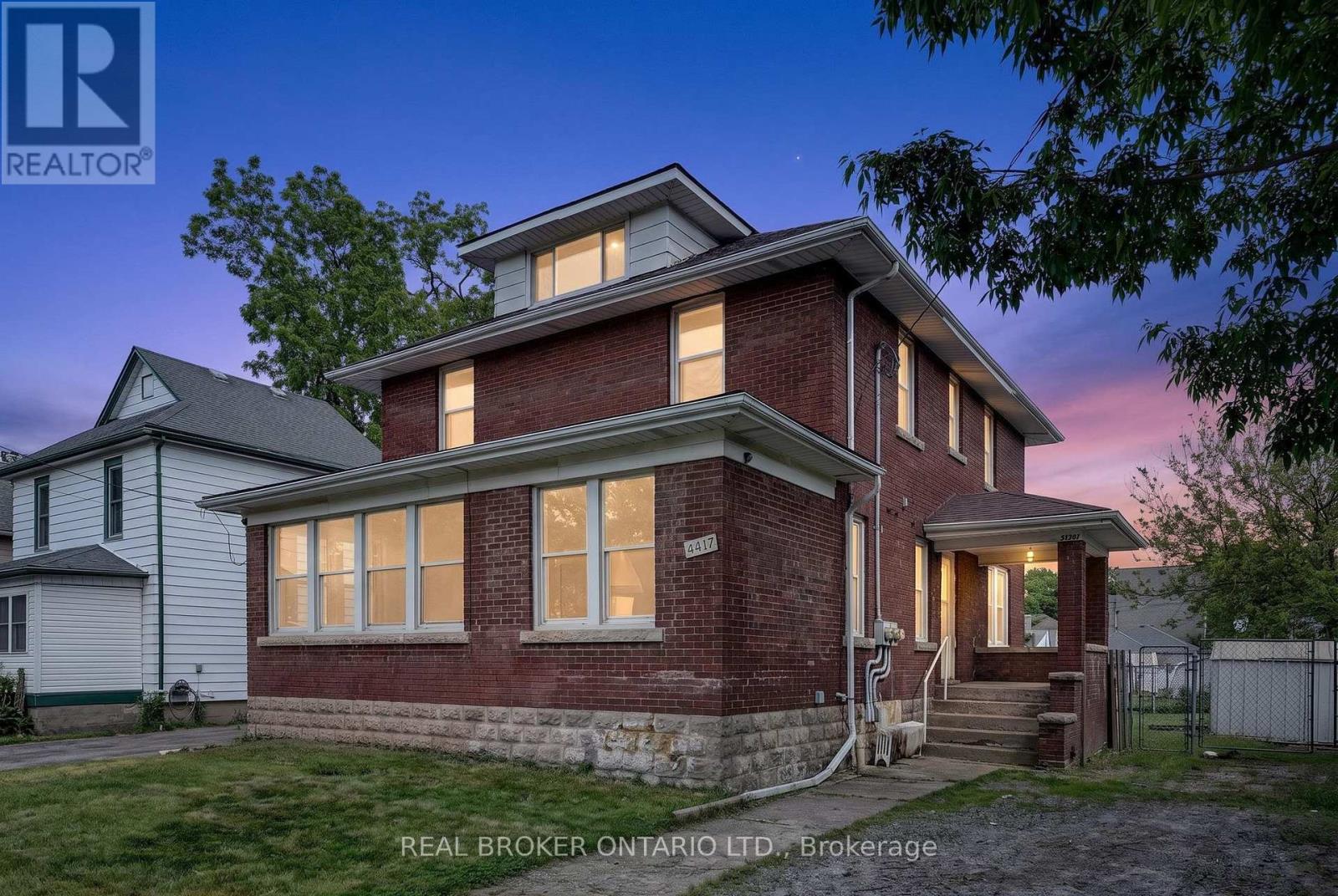 MLS® listing #29898942 for sale located at 4417 ELLIS STREET