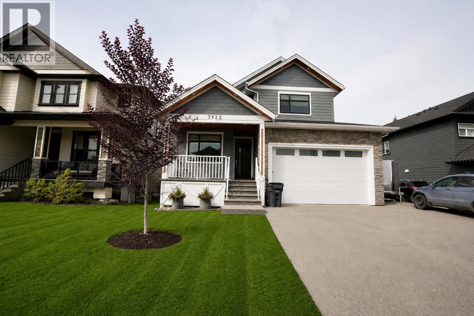 MLS® listing #29899395 for sale located at 3922 AREND DRIVE