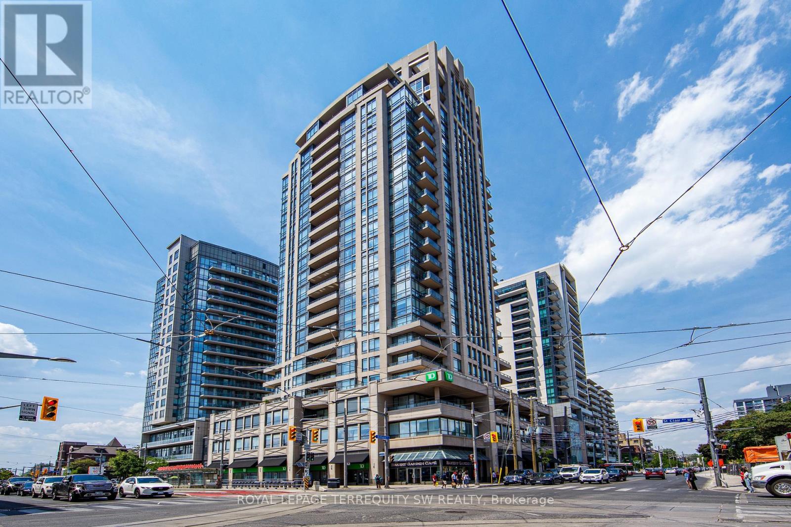 MLS® listing #29899448 for sale located at 1702 - 500 ST CLAIR AVENUE W