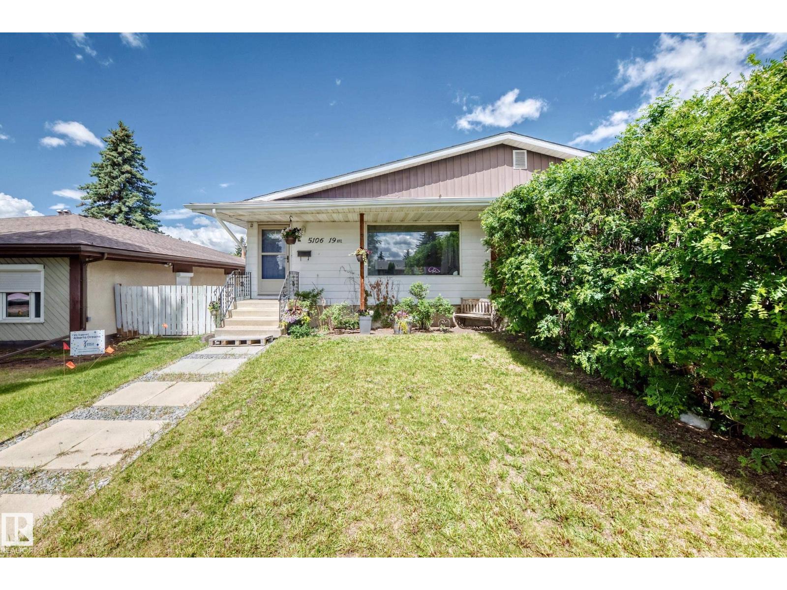 MLS® listing #29899917 for sale located at 5106 19 AV NW