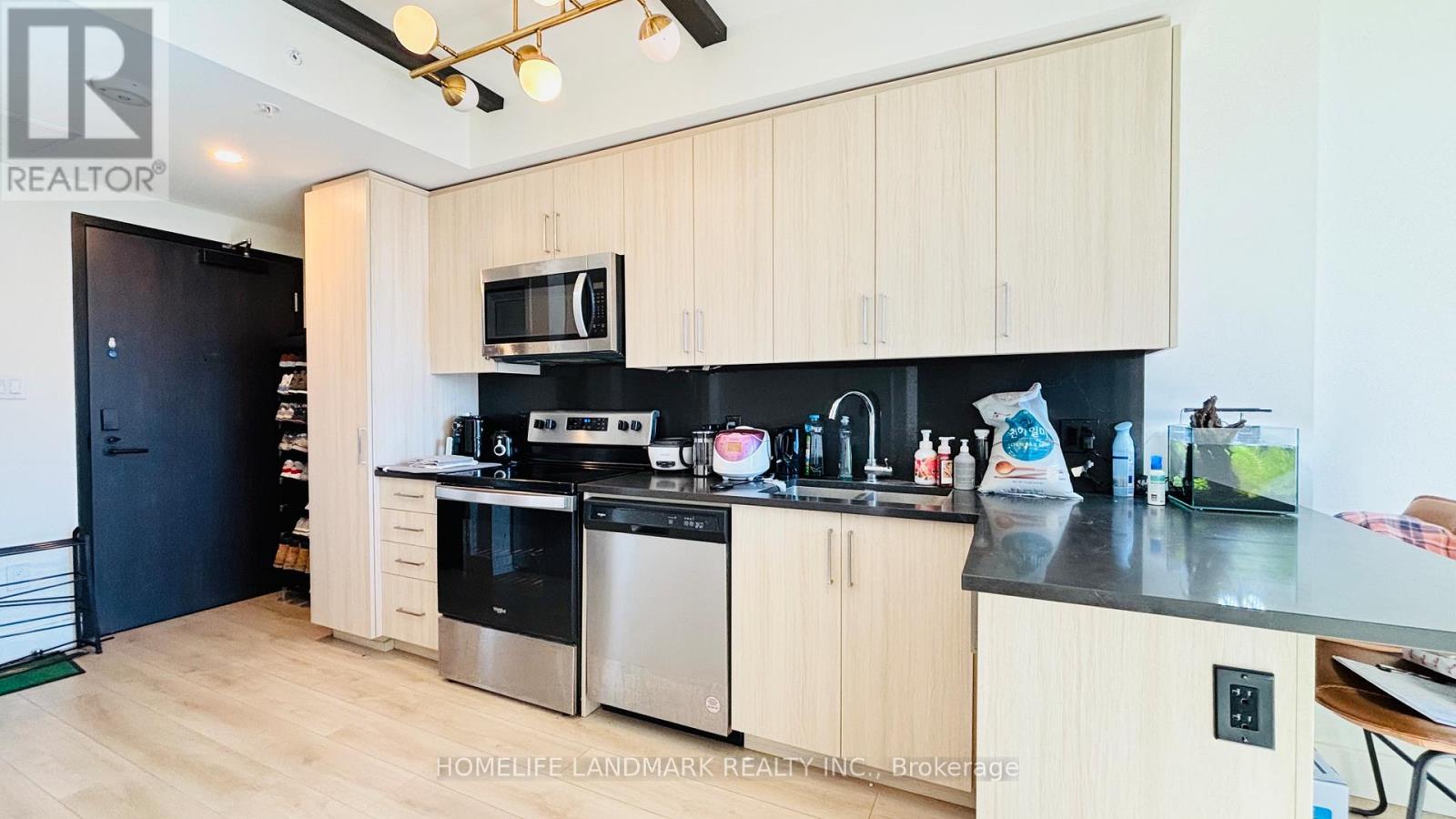 MLS® listing #29900123 for sale located at 1536 - 145 COLUMBIA STREET W