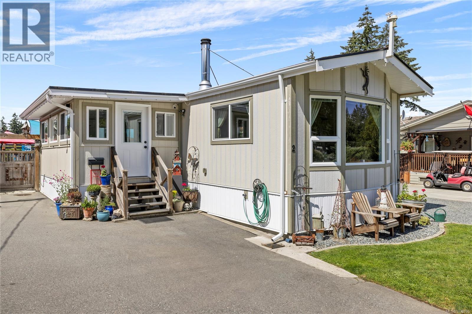 MLS® listing #29900208 for sale located at 2 1572 Seabird Rd