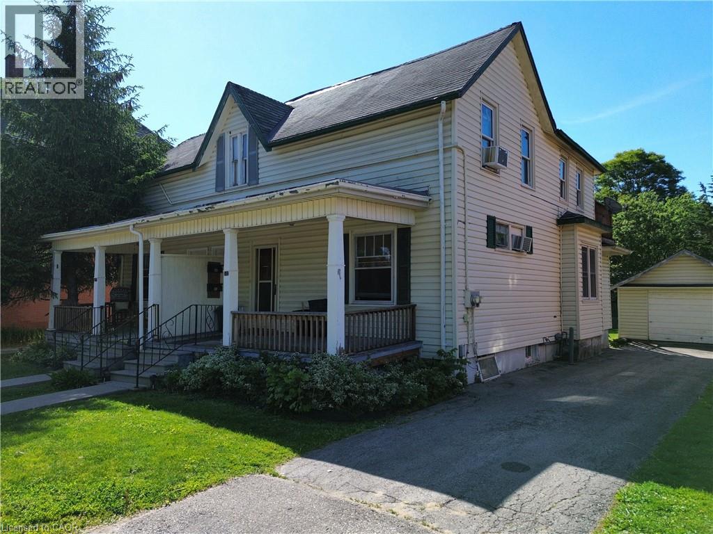 MLS® listing #29900291 for sale located at 102 STANLEY Street
