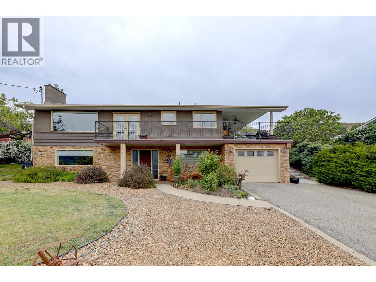 MLS® listing #29900570 for sale located at 8308 Kalview Drive