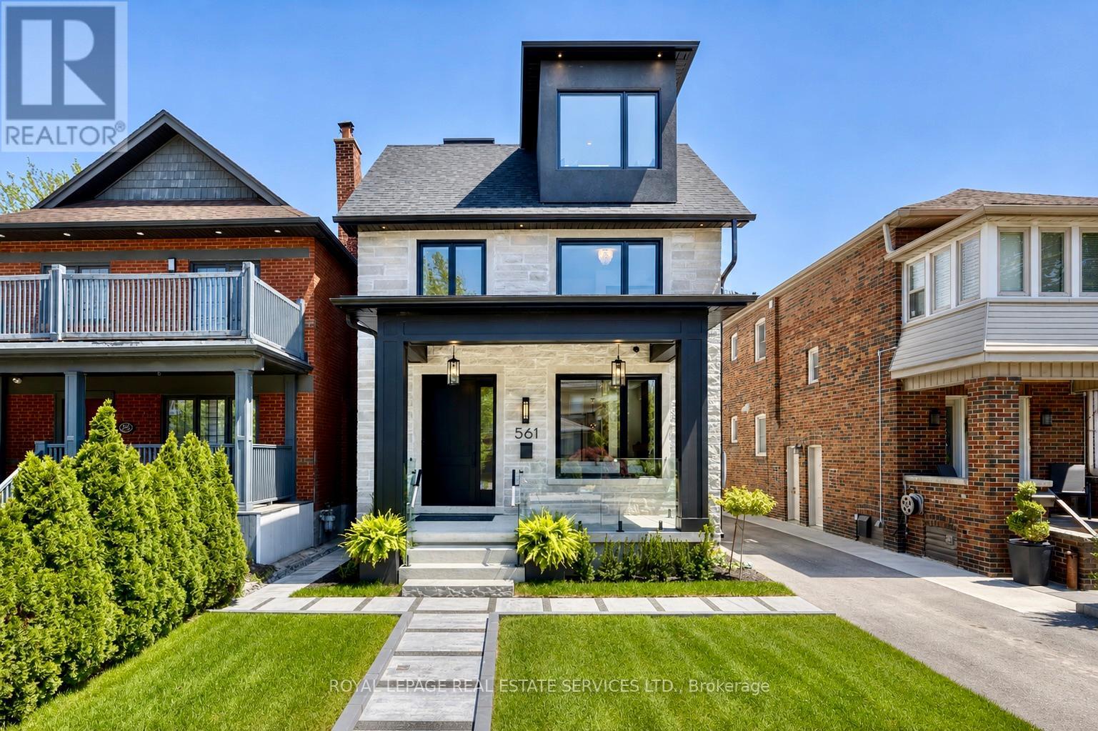 MLS® listing #29900669 for sale located at 561 DURIE STREET
