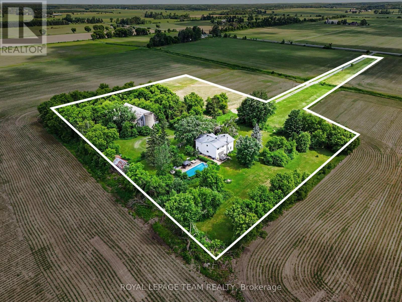 MLS® listing #29900861 for sale located at 3648 DALMAC ROAD