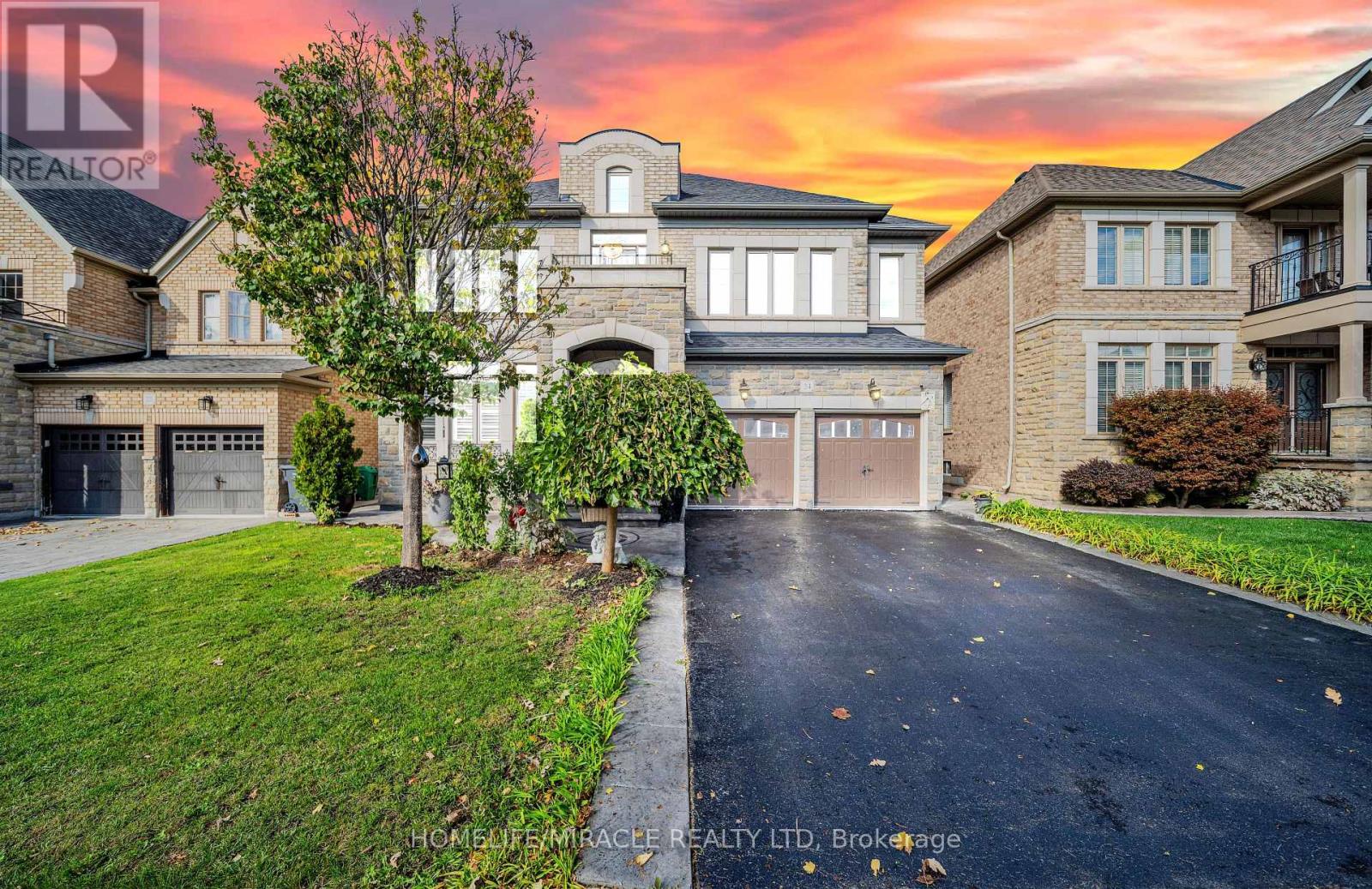 MLS® listing #29900912 for sale located at 24 HAYWOOD DRIVE