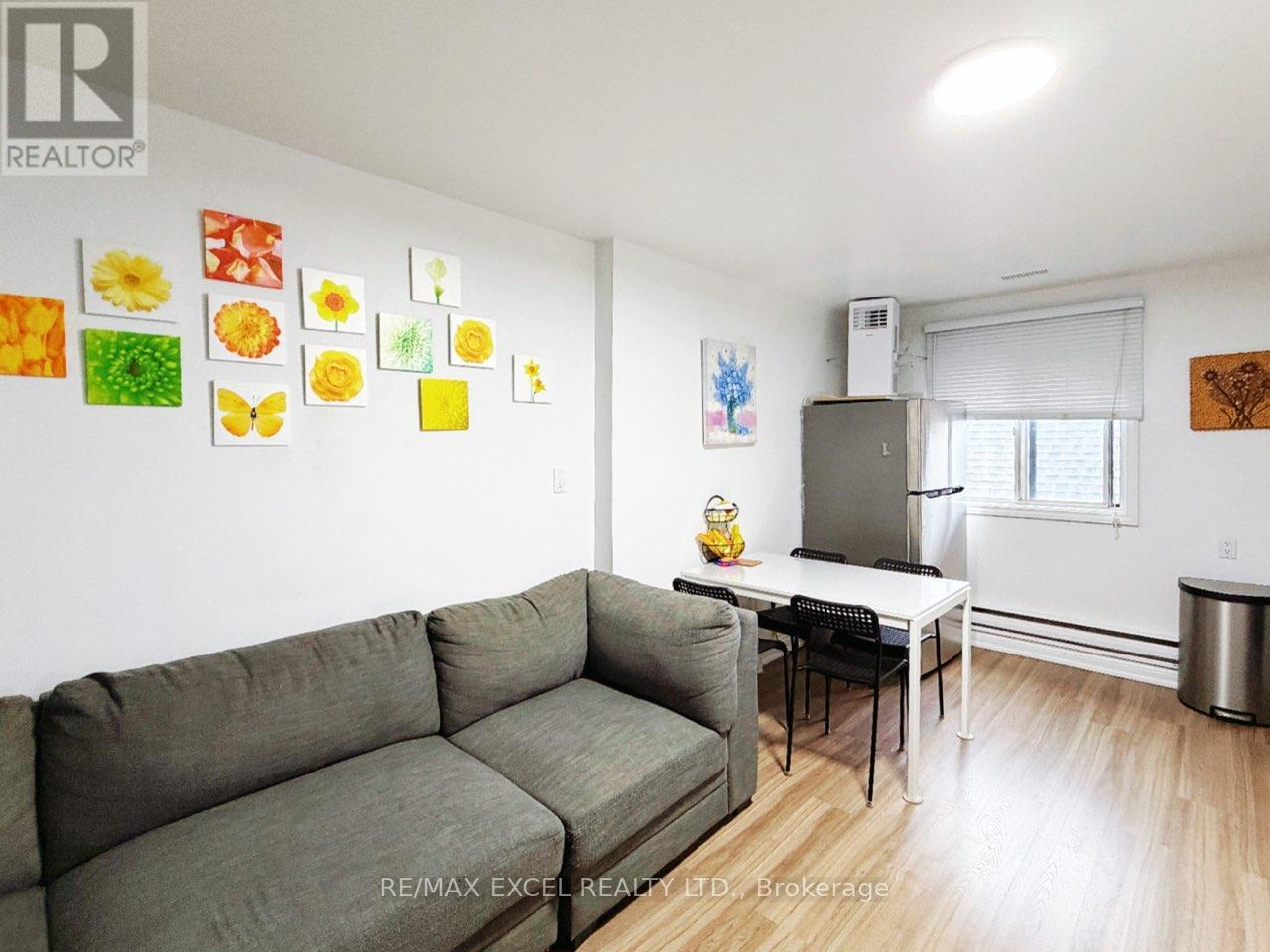 MLS® listing #29901390 for sale located at 3B - 348 MAIN STREET N