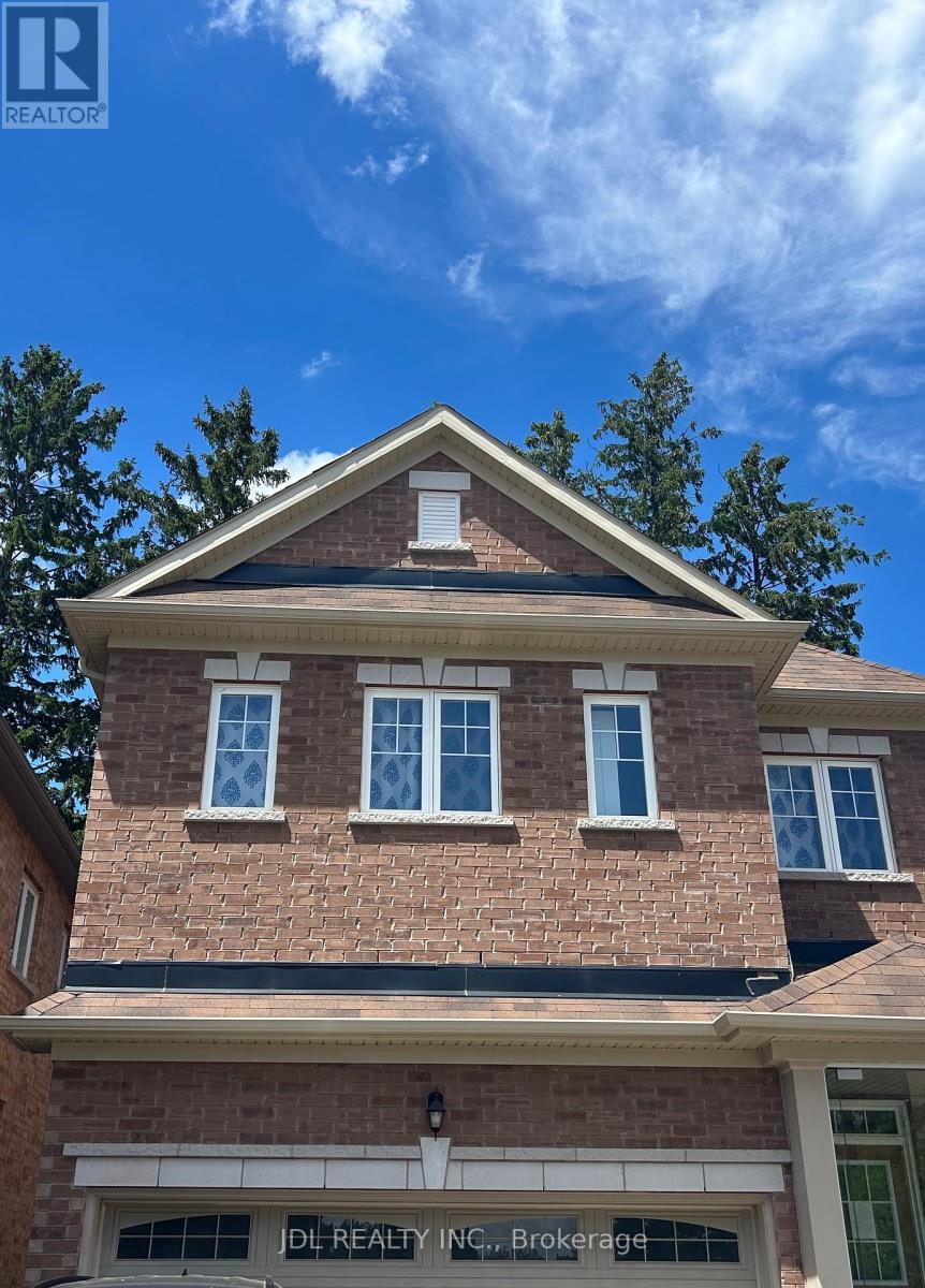 MLS® listing #29901549 for sale located at MASTER BEDROOM, 2ND FLOOR - 15 WILDFLOWER WAY S