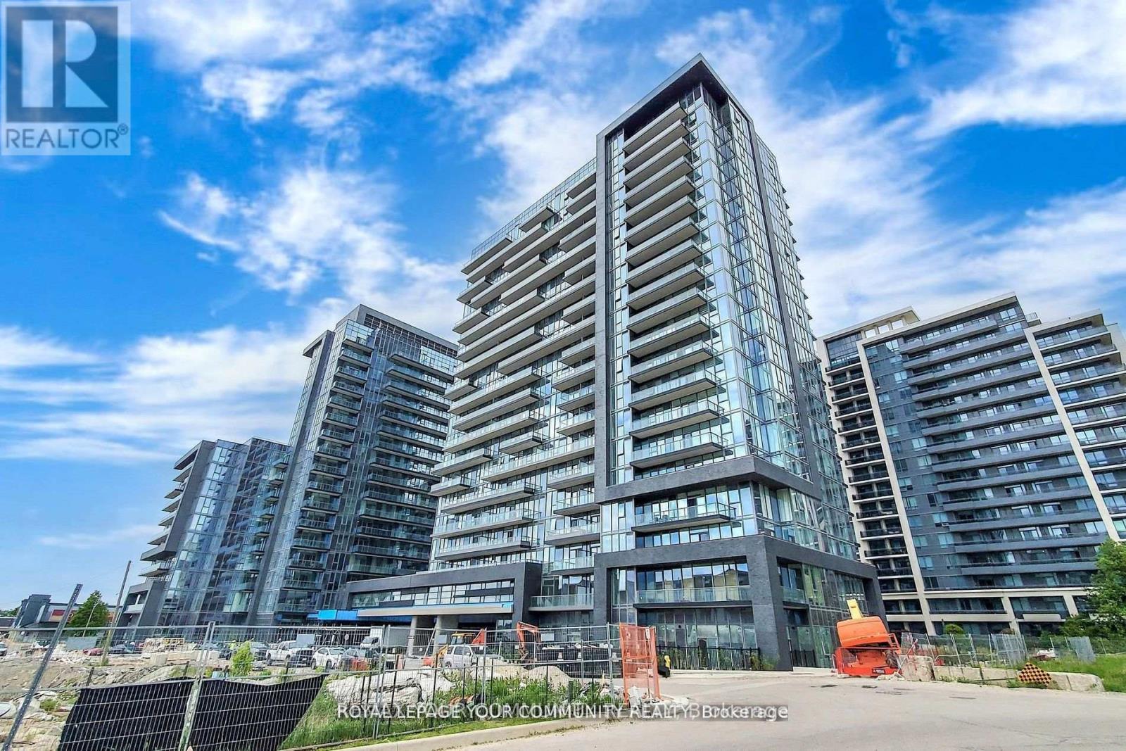 MLS® listing #29901839 for sale located at 402 - 20 GATINEAU DRIVE