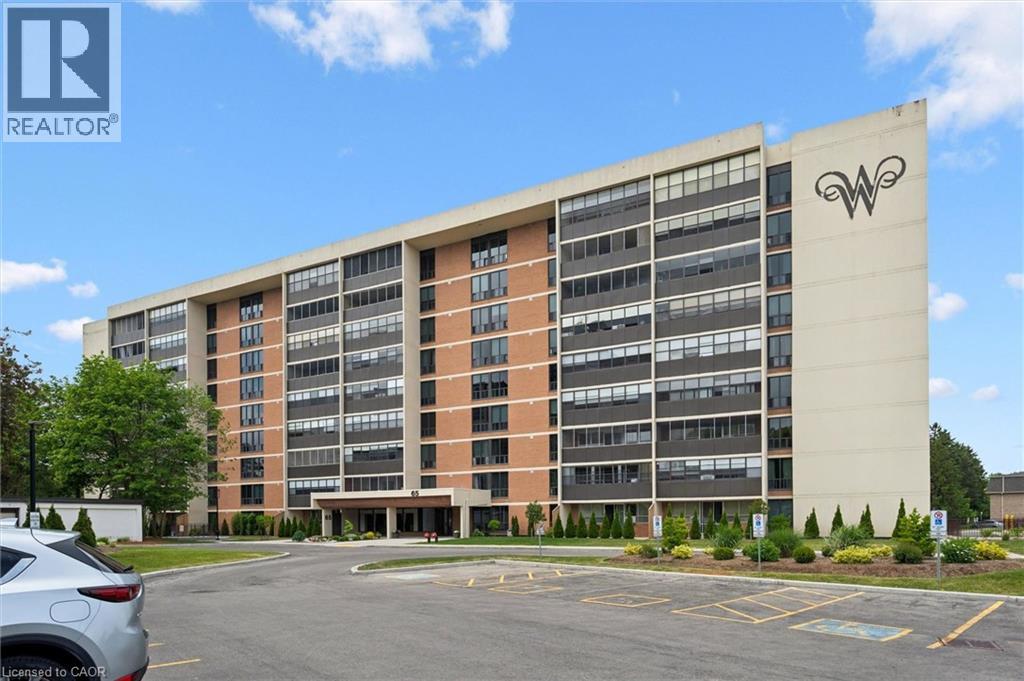 MLS® listing #29902567 for sale located at 65 WESTMOUNT Road Unit# 211
