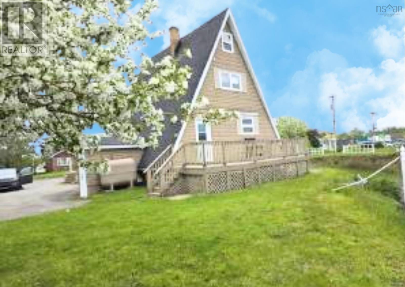 MLS® listing #29902595 for sale located at 1398 George Street