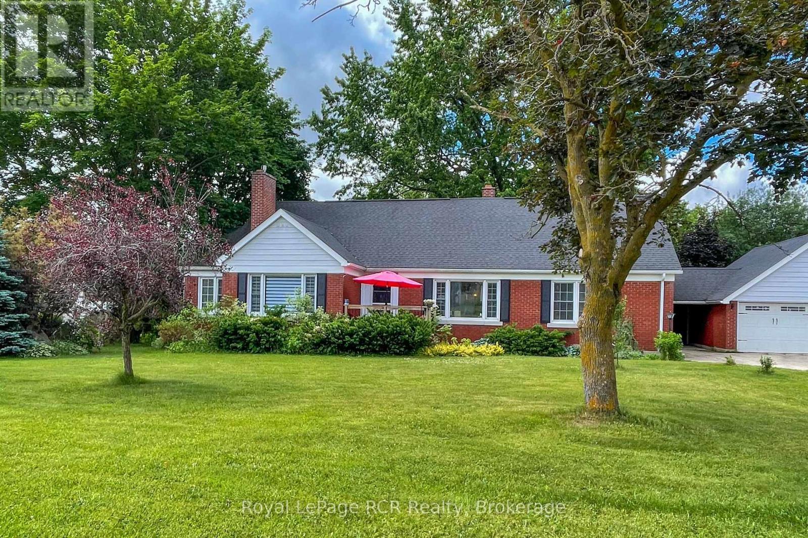 MLS® listing #29902901 for sale located at 1053 HIGHWAY 9