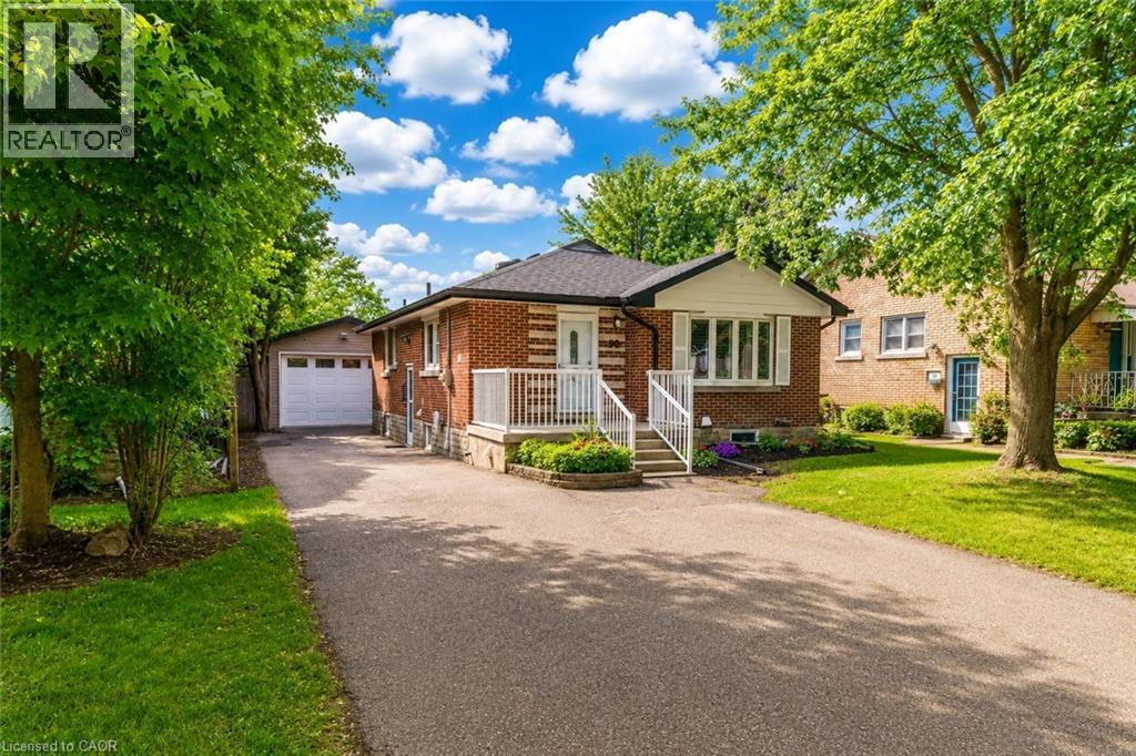 MLS® listing #29902974 for sale located at 90 ARLINGTON Boulevard