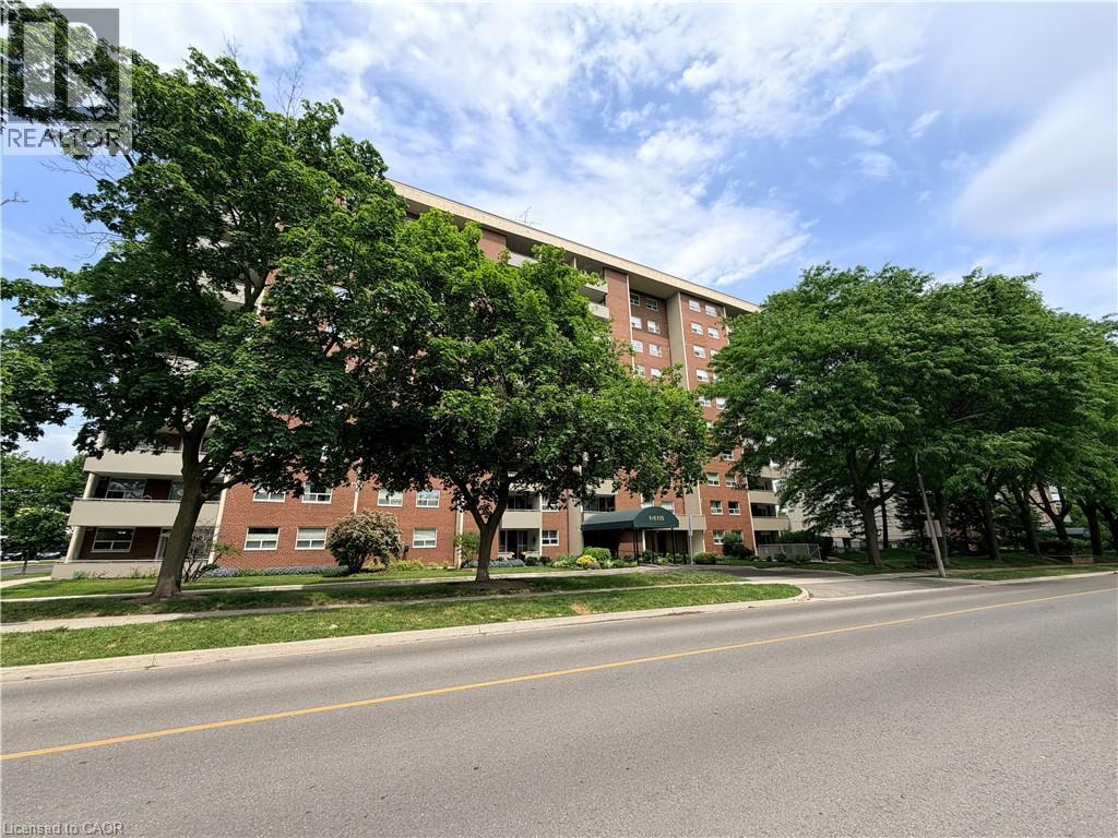 MLS® listing #29903548 for sale located at 1415 GHENT Avenue Unit# 705