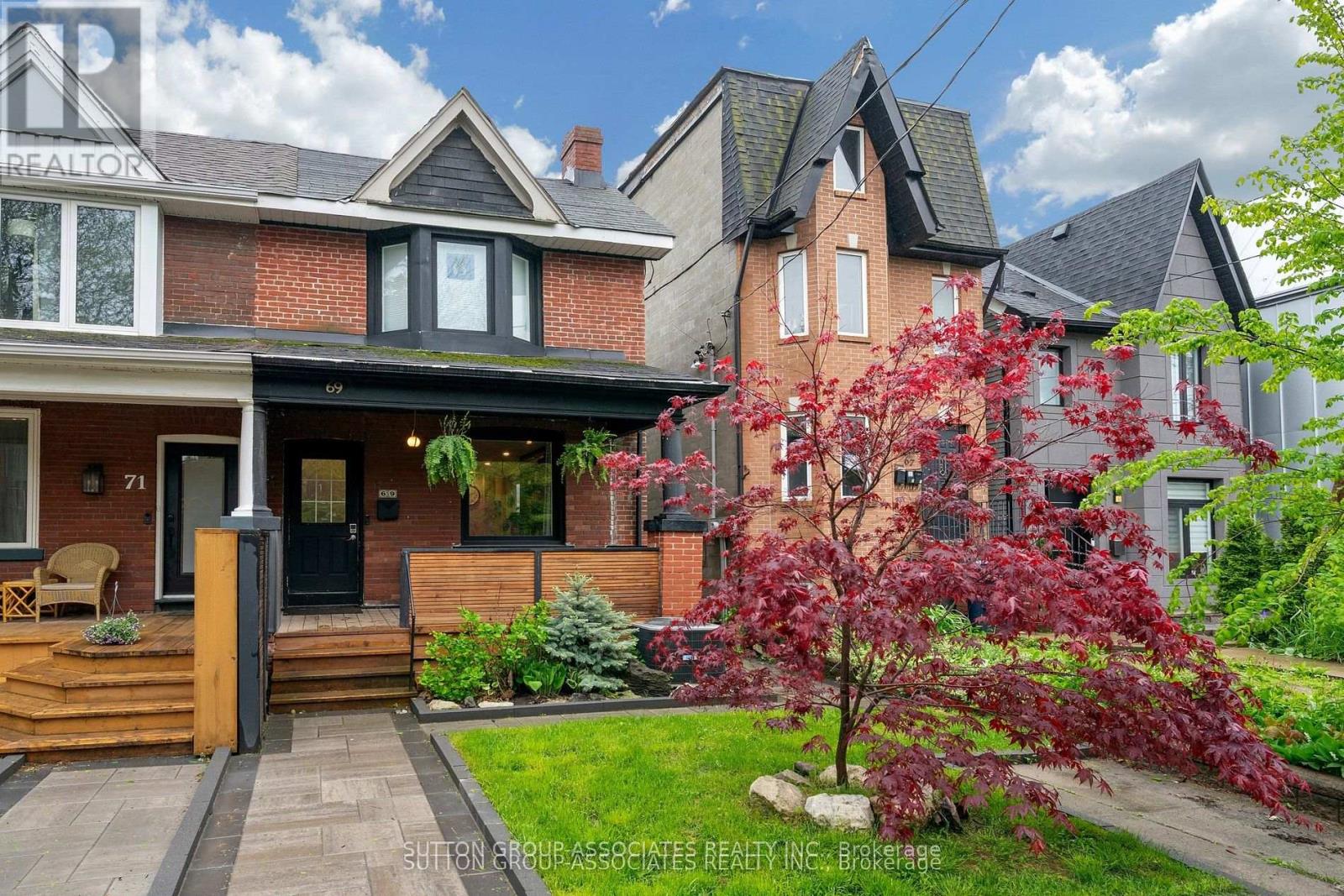 MLS® listing #29908473 for sale located at 69 DAGMAR AVENUE