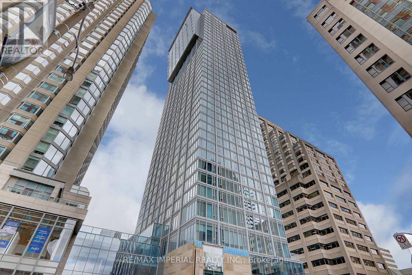 MLS® listing #29908808 for sale located at 2210 - 188 CUMBERLAND STREET