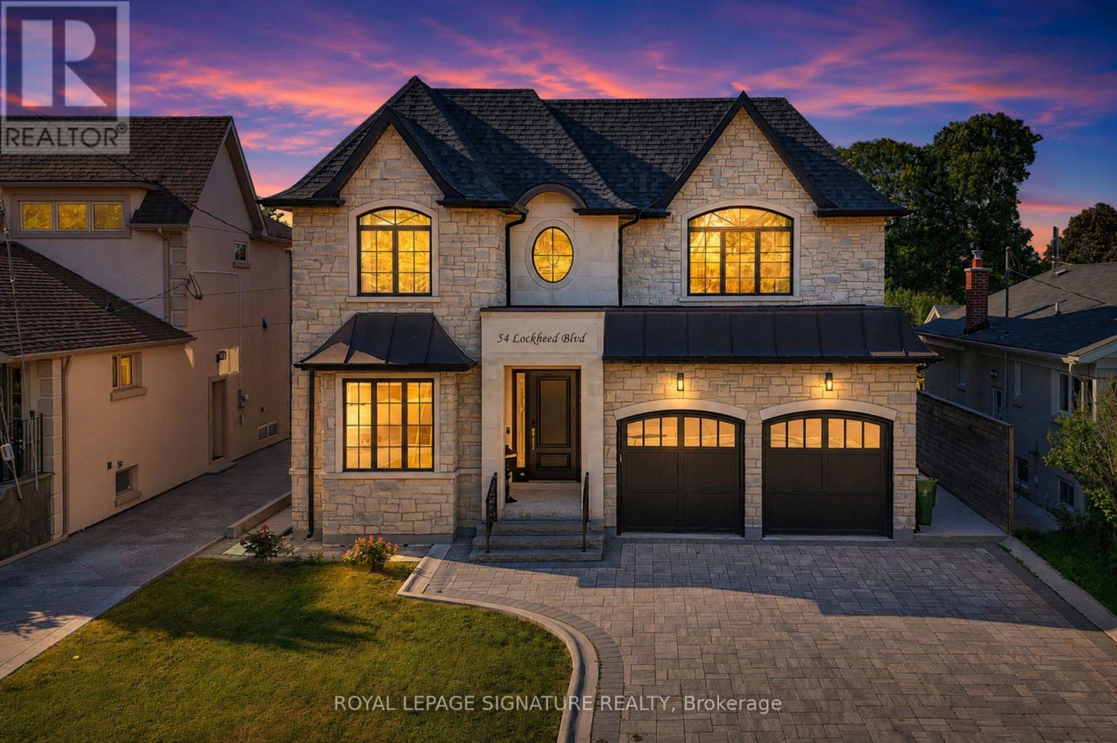 MLS® listing #29908973 for sale located at 54 LOCKHEED BOULEVARD
