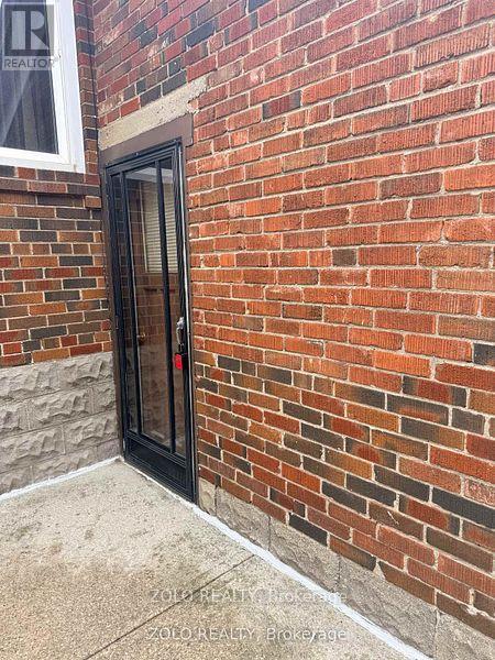 MLS® listing #29909596 for sale located at NANNY SUITE - 469 EVANS AVENUE