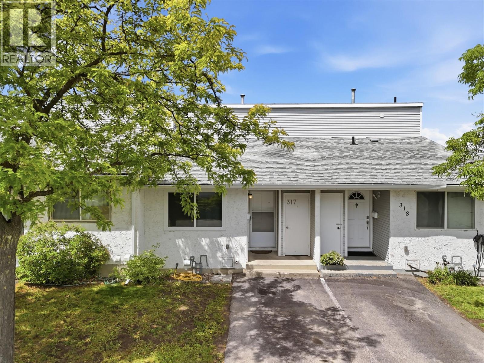 MLS® listing #29909749 for sale located at 1780 SPRINGVIEW Place Unit# 317