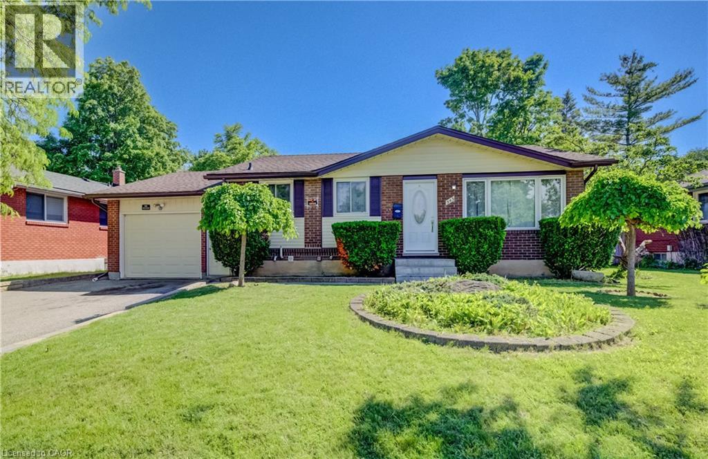 MLS® listing #29911948 for sale located at 543 GLEN FORREST Boulevard