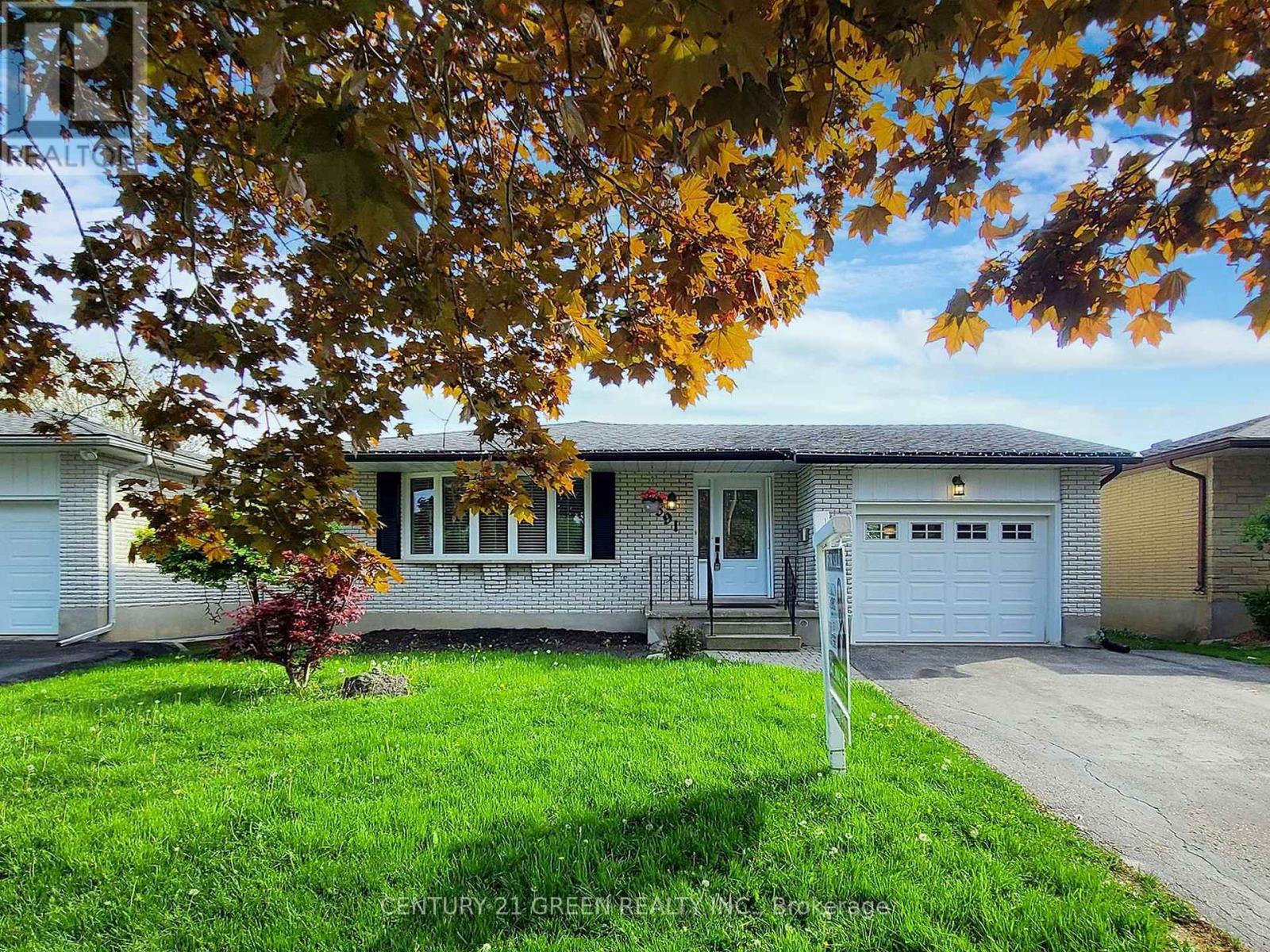 MLS® listing #29912895 for sale located at 591 DOGWOOD LANE
