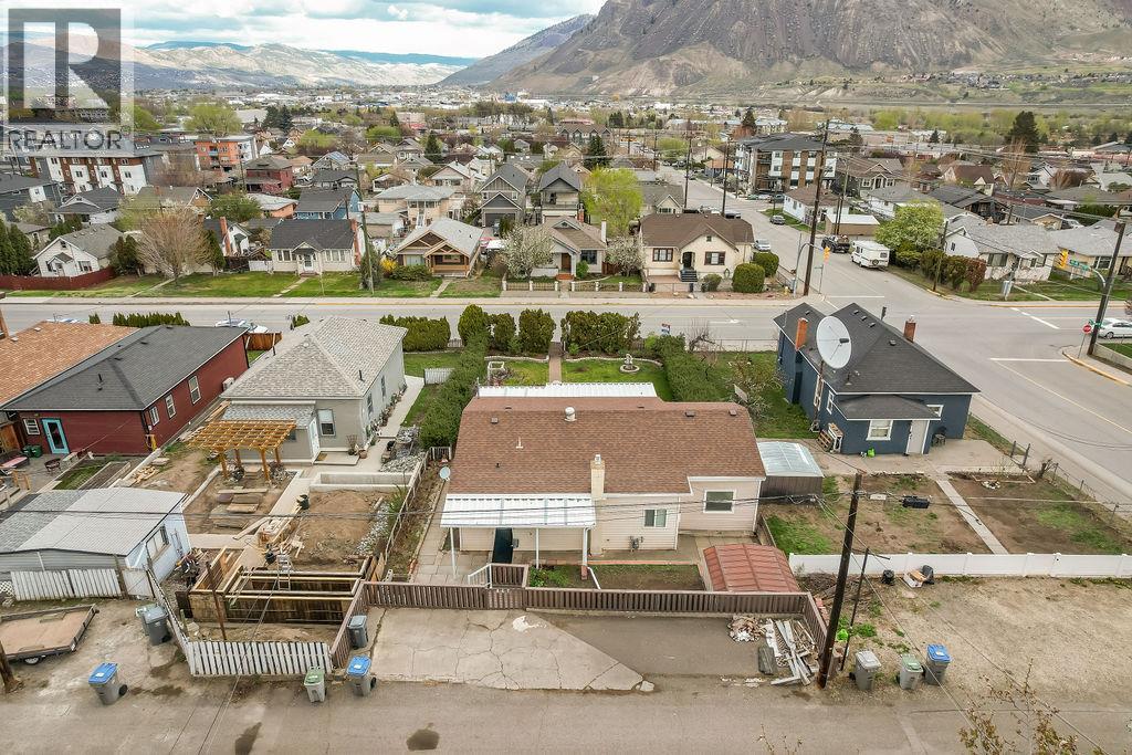MLS® listing #29913348 for sale located at 867 COLUMBIA Street