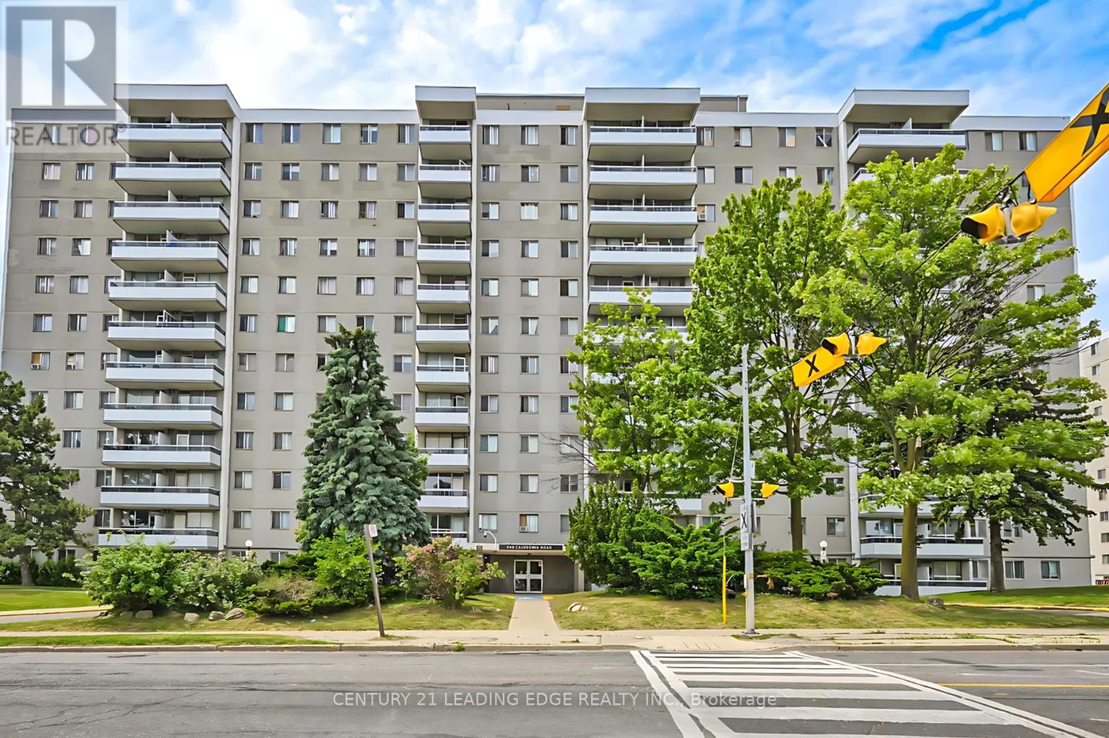 MLS® listing #29913556 for sale located at 611 - 940 CALEDONIA ROAD