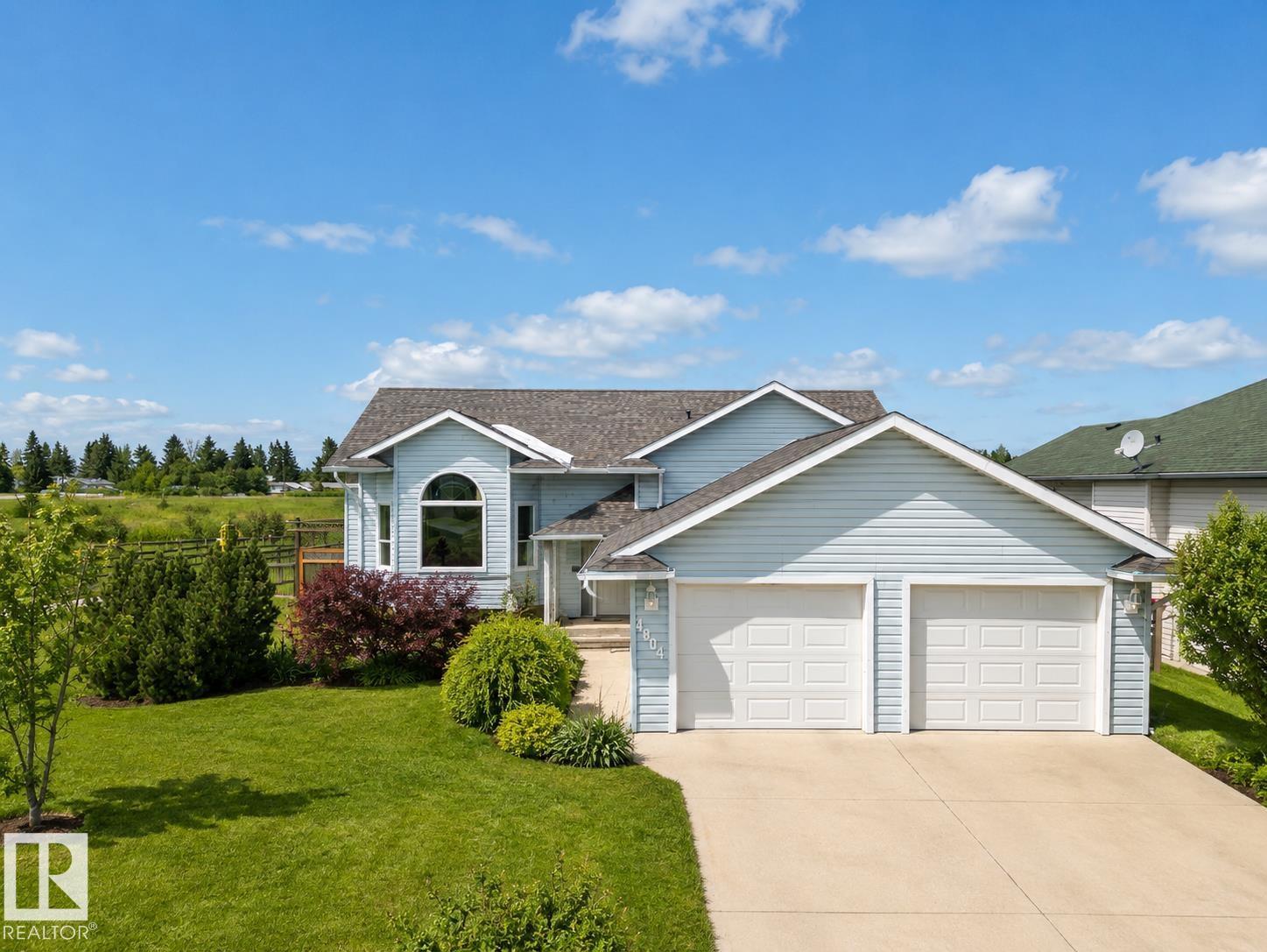 MLS® listing #29914097 for sale located at 4804 45 ST