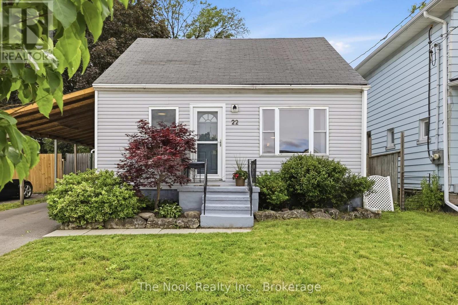 MLS® listing #29914175 for sale located at 22 NASSAU STREET