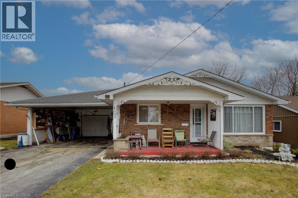 MLS® listing #29914780 for sale located at 102 BYELAND Drive