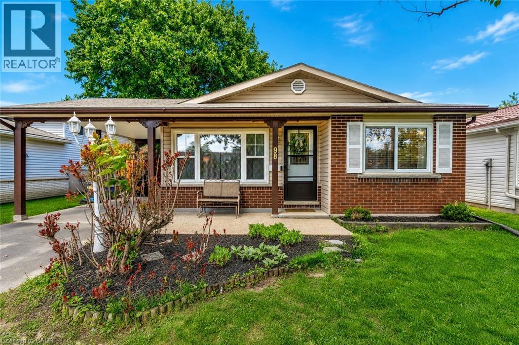 MLS® listing #29915306 for sale located at 98 BELWOOD Crescent