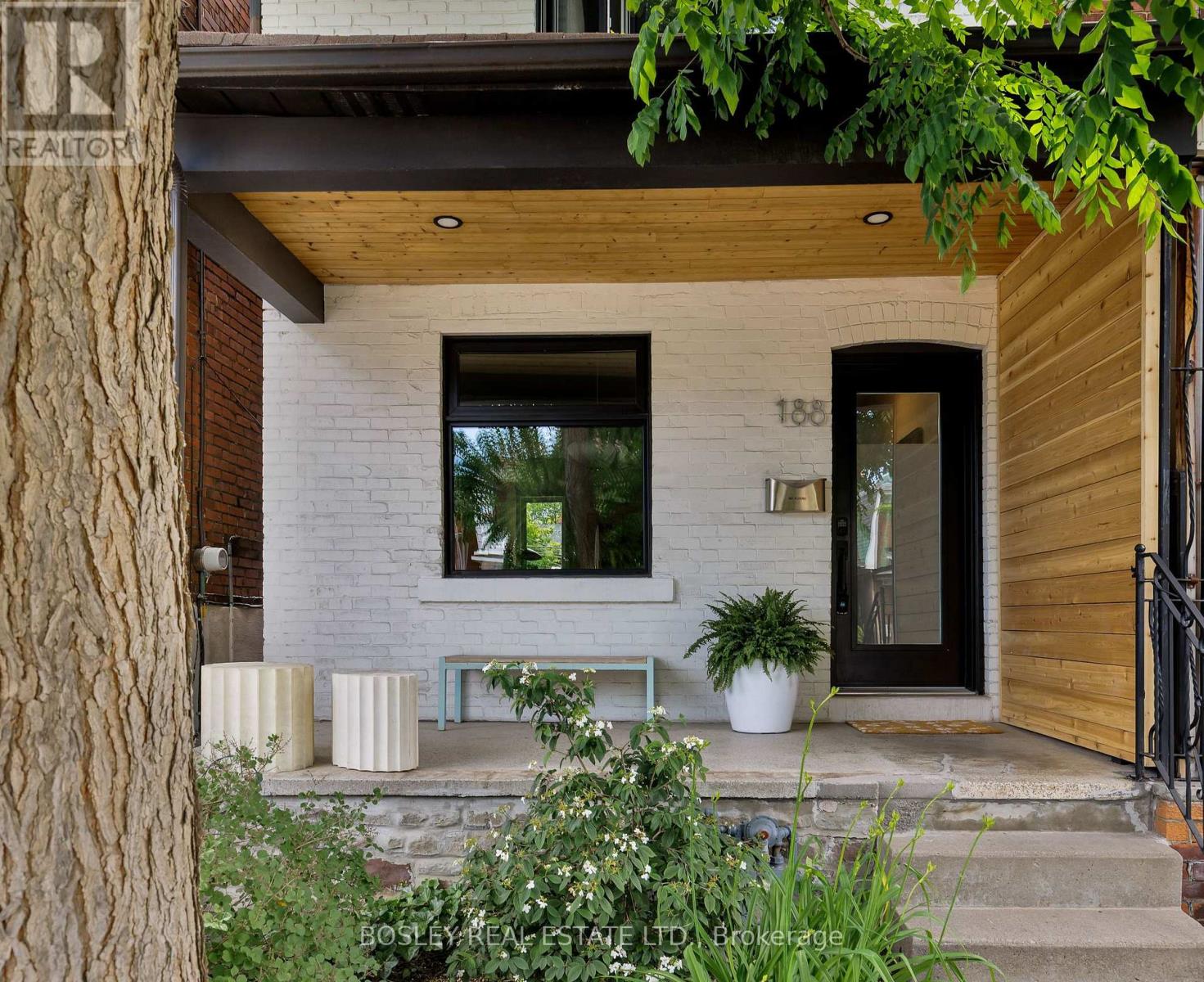 MLS® listing #29915637 for sale located at 188 SYMINGTON AVENUE
